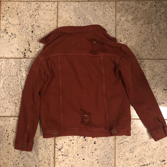 3/$20 SELECT OUTERWEAR Tilly’s distressed jacket - Picture 2 of 3
